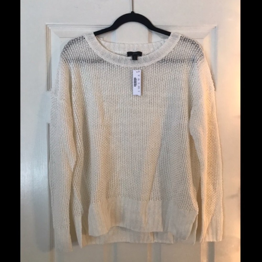 NEW NEVER WORN WHITE JCREW SWEATER